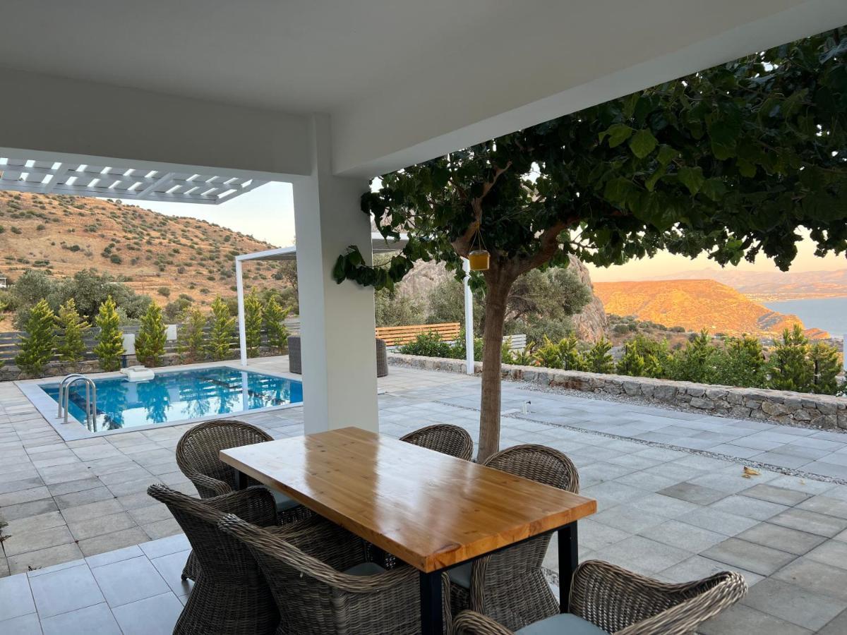 Evgoro Luxury Suites Agia Galini Eksteriør billede